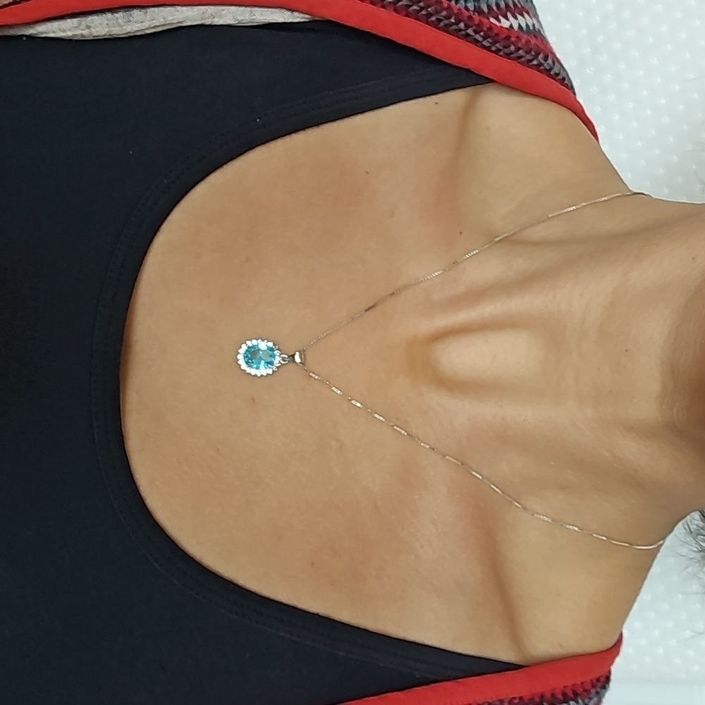 EUC Swarovski Crystal and Sterling Silver Earrings and Necklace Set - Picture 10 of 10